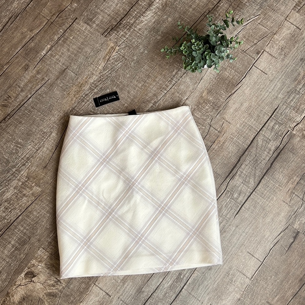 White House black market pencil work skirt size 2 NWT